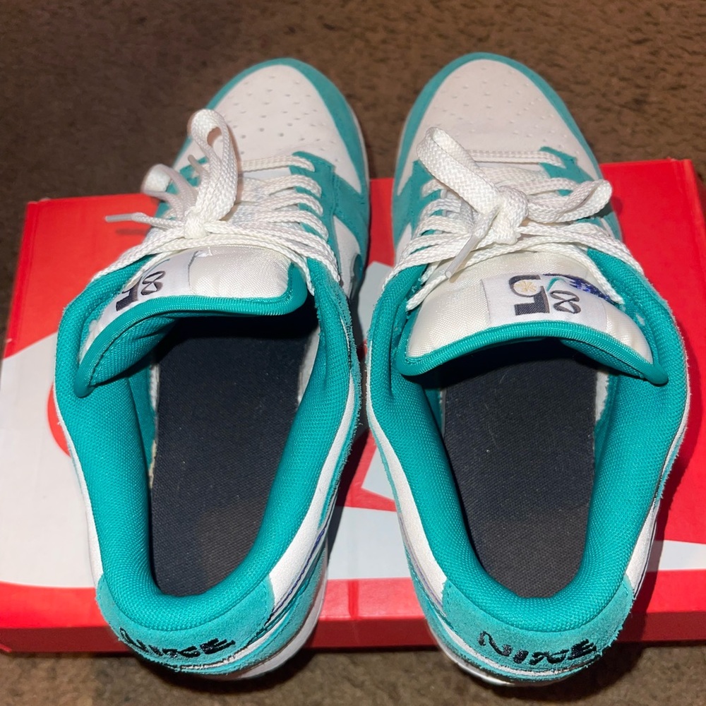 Nike low top dunks - Picture 3 of 5